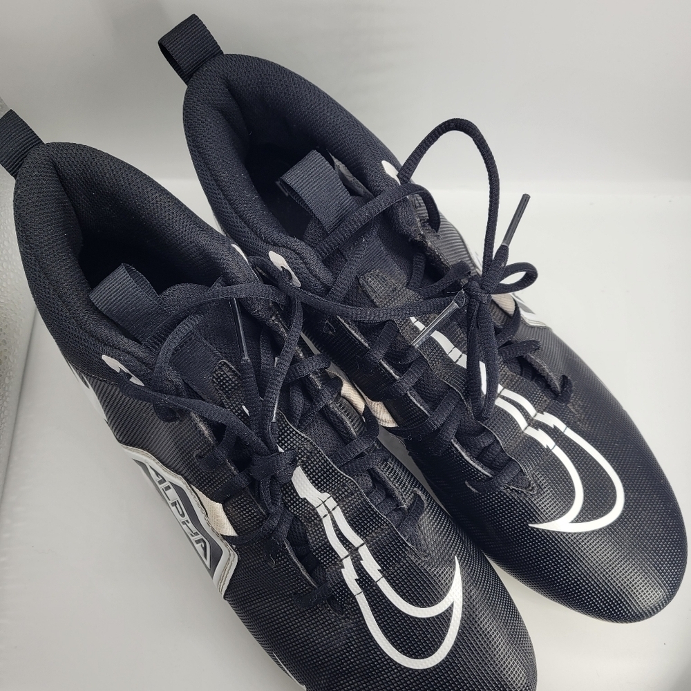 Nike Alpha Engineered Black and White Athletic Cleats Size 11 Lace up - Picture 2 of 12